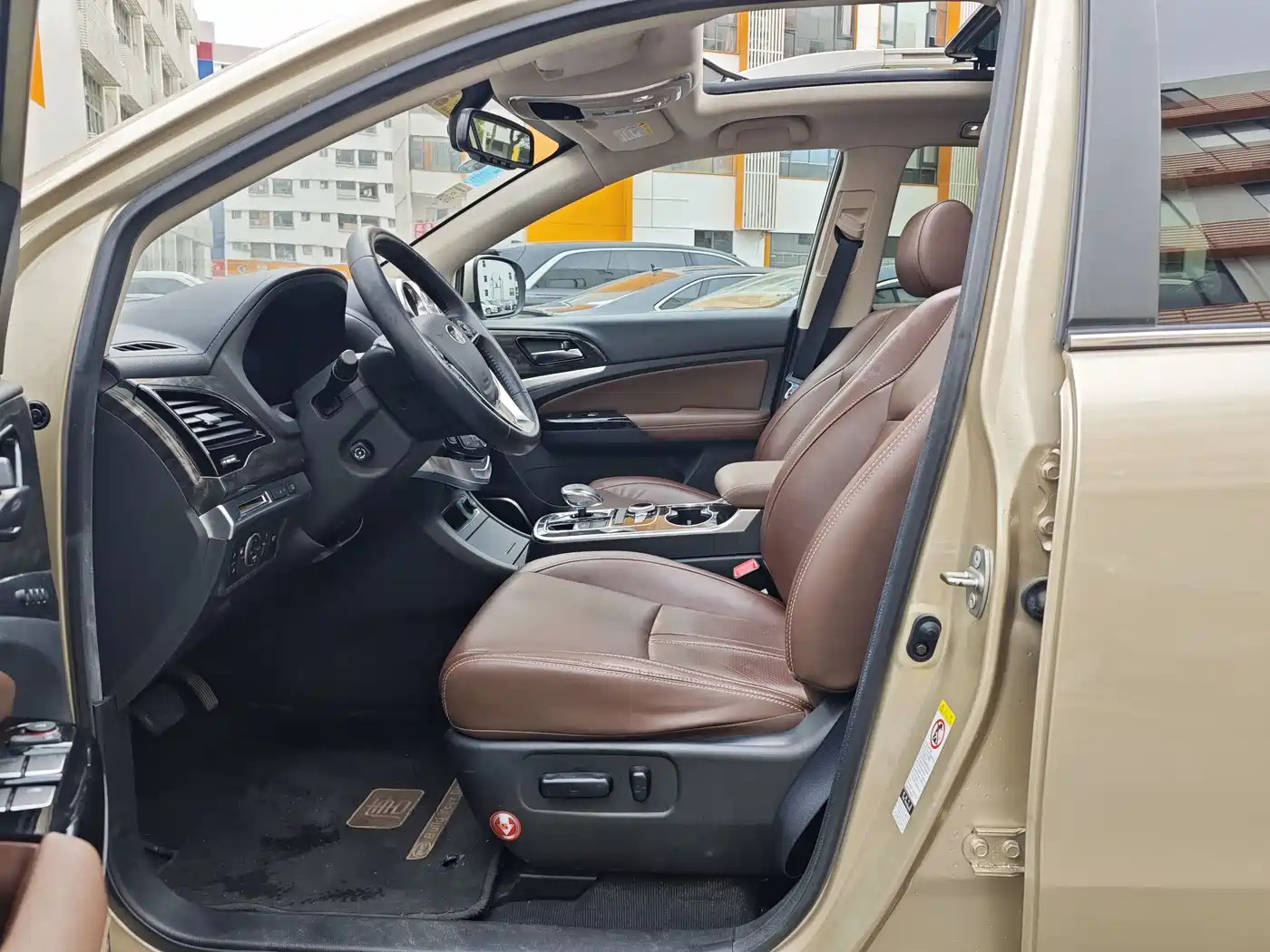 BYD Tang New Energy 2015 2.0T 4WD Flagship фото 4