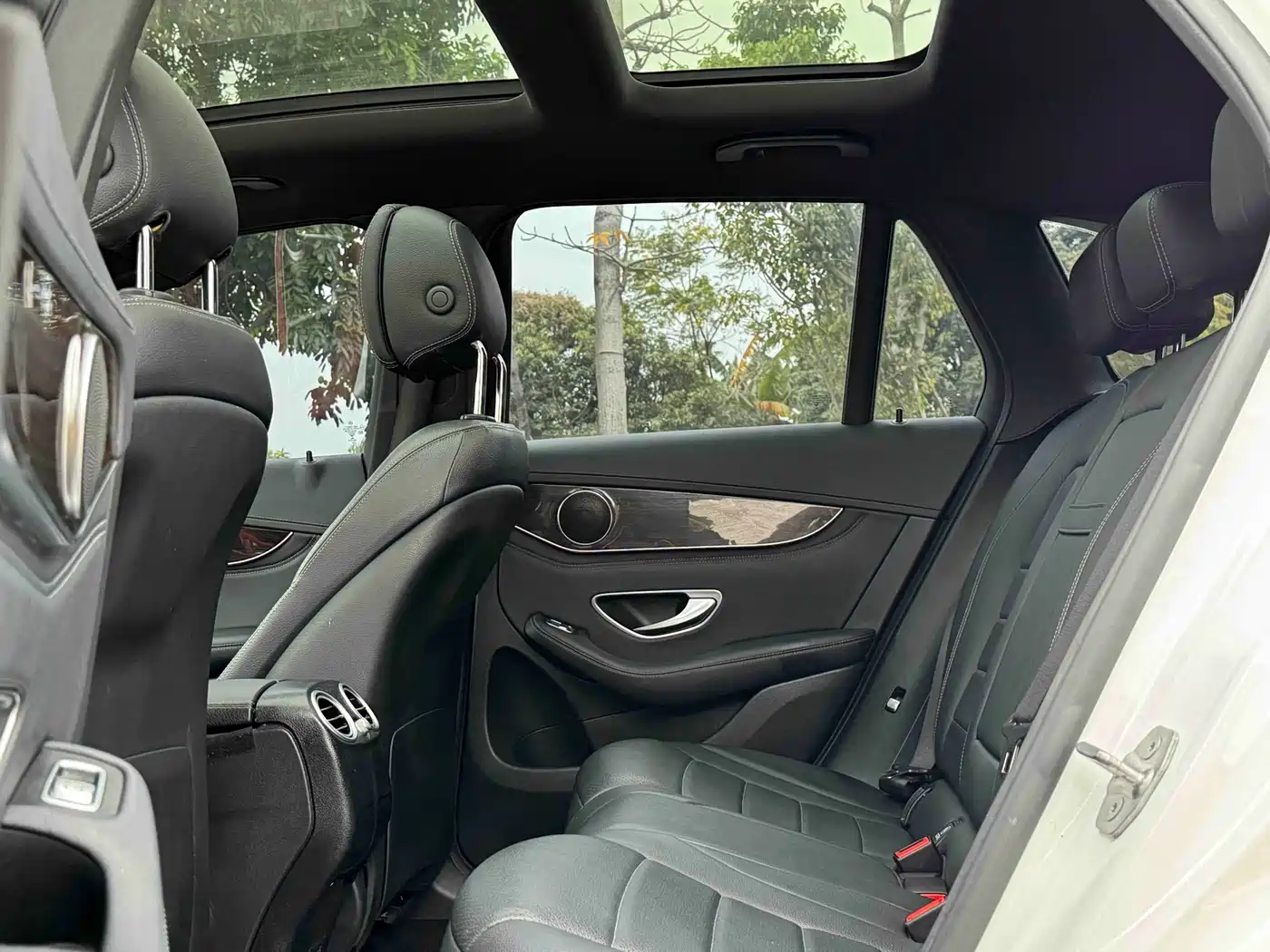 Mercedes-Benz GLC 2017 GLC 260 4MATIC Dynamic фото 8