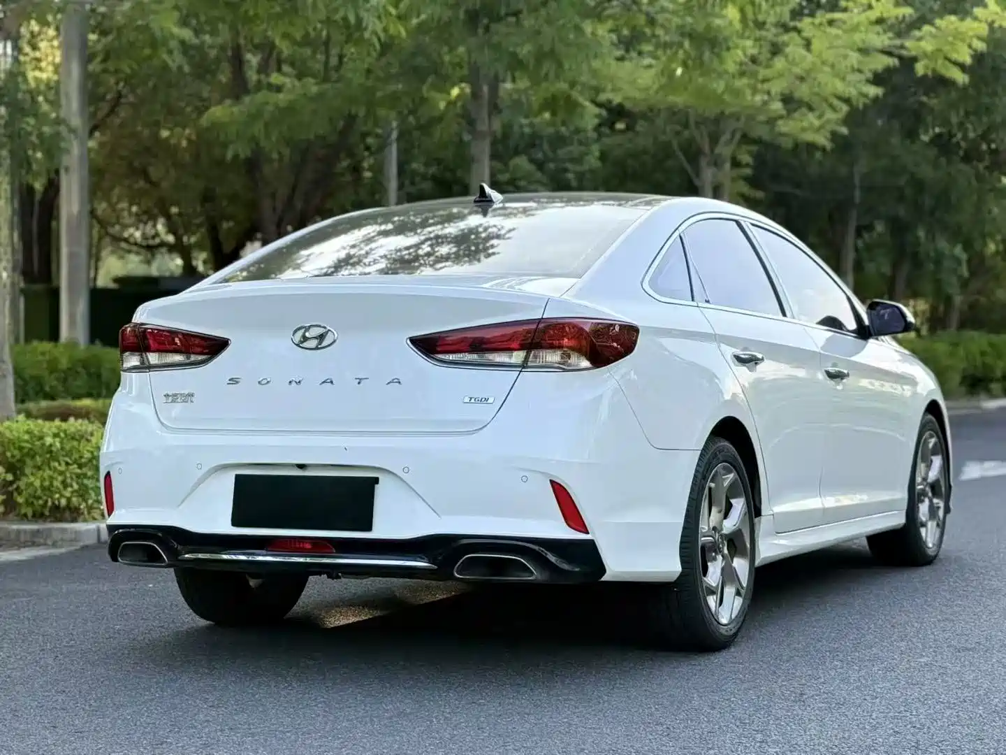 صورة 9 - Hyundai Sonata