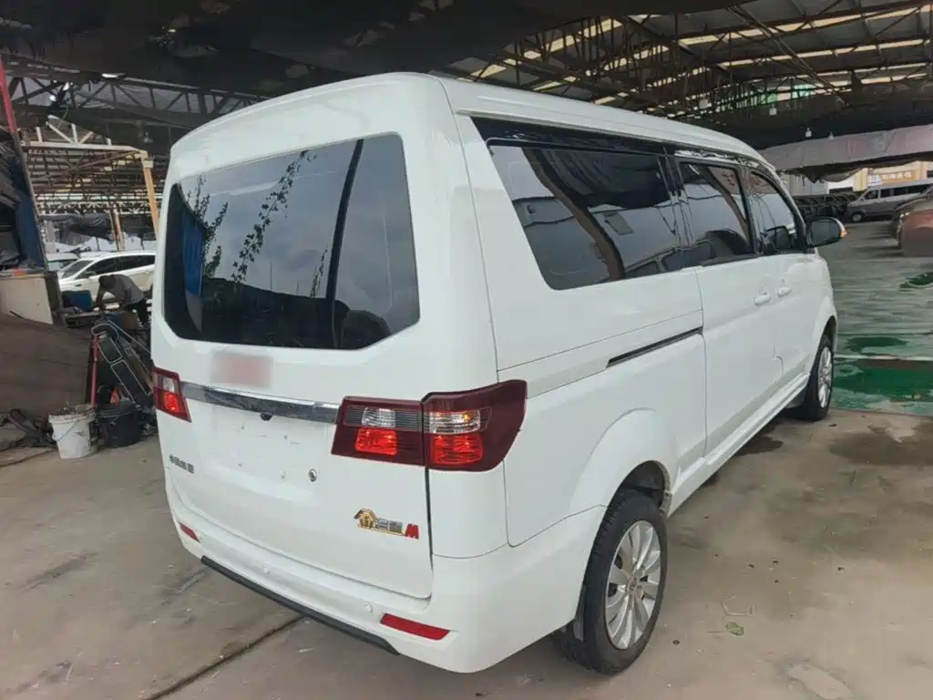 Jinbei Golden Sea Lion M Classic 2023 2023 1.5L Travel Lion Passenger Van 5/6/7-seater