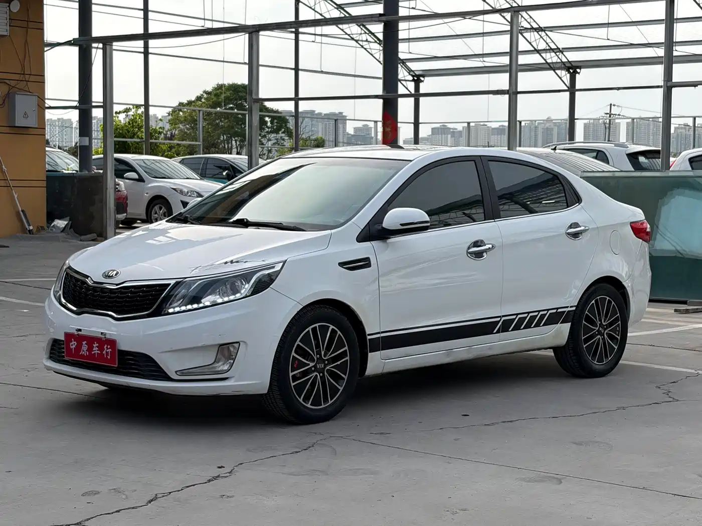 Kia K2 2012 Sedan 1.6L AT Premium Commemorative Edition