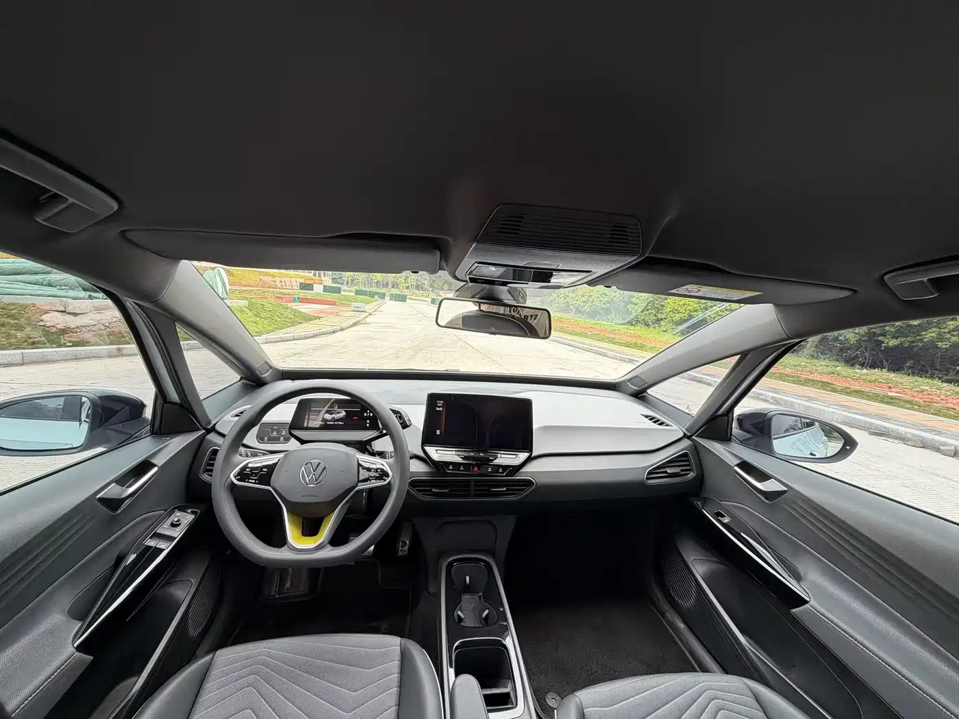 Volkswagen ID.3 2023 Pure Smart Edition фото 6