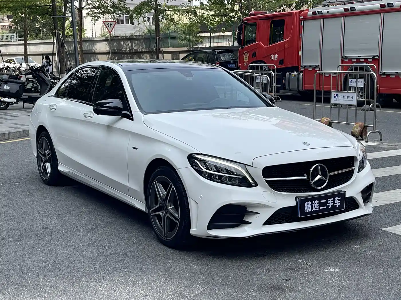 MERCEDES-BENZ C CLASS