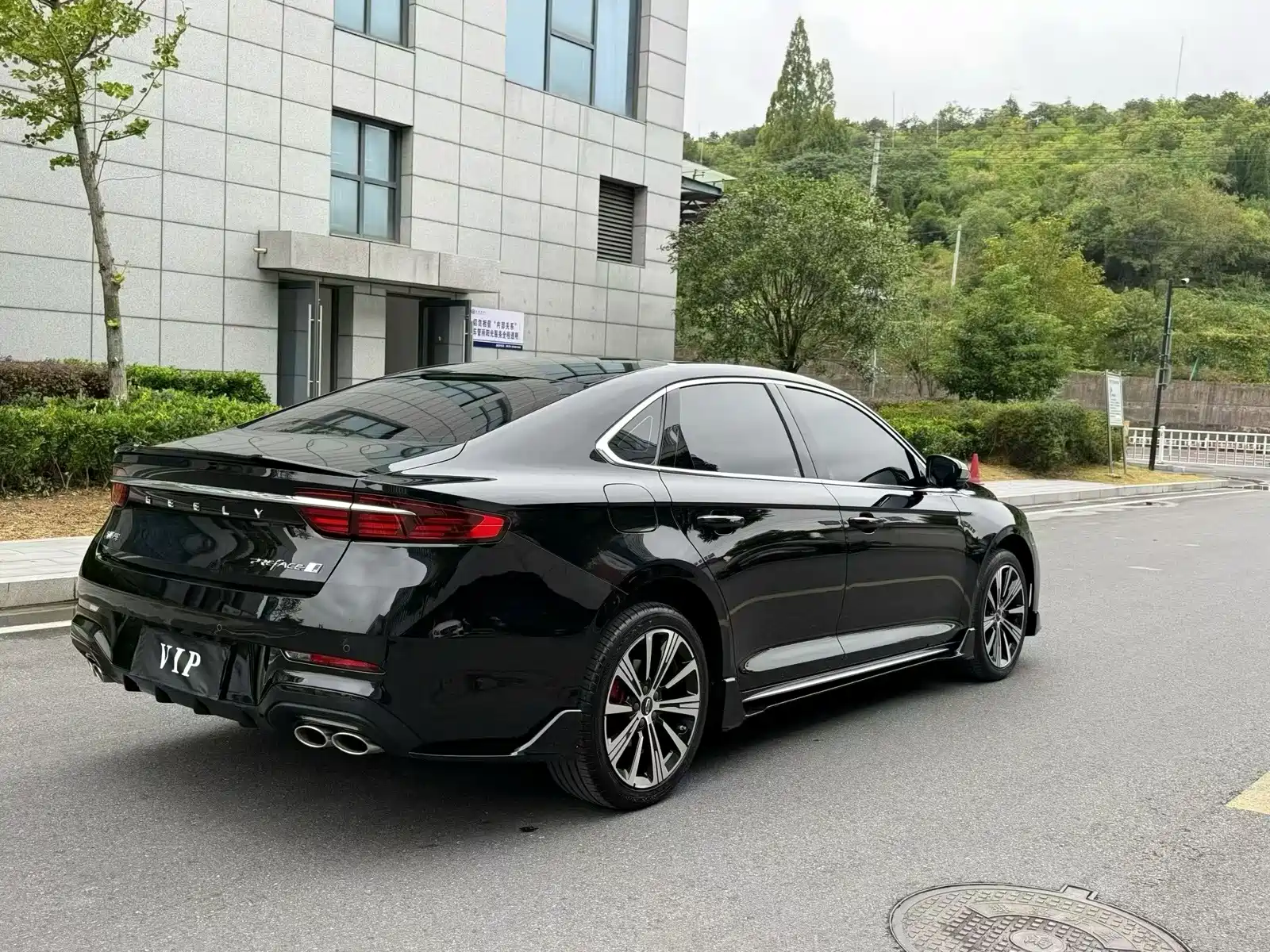 Фото 7 - Geely Preface