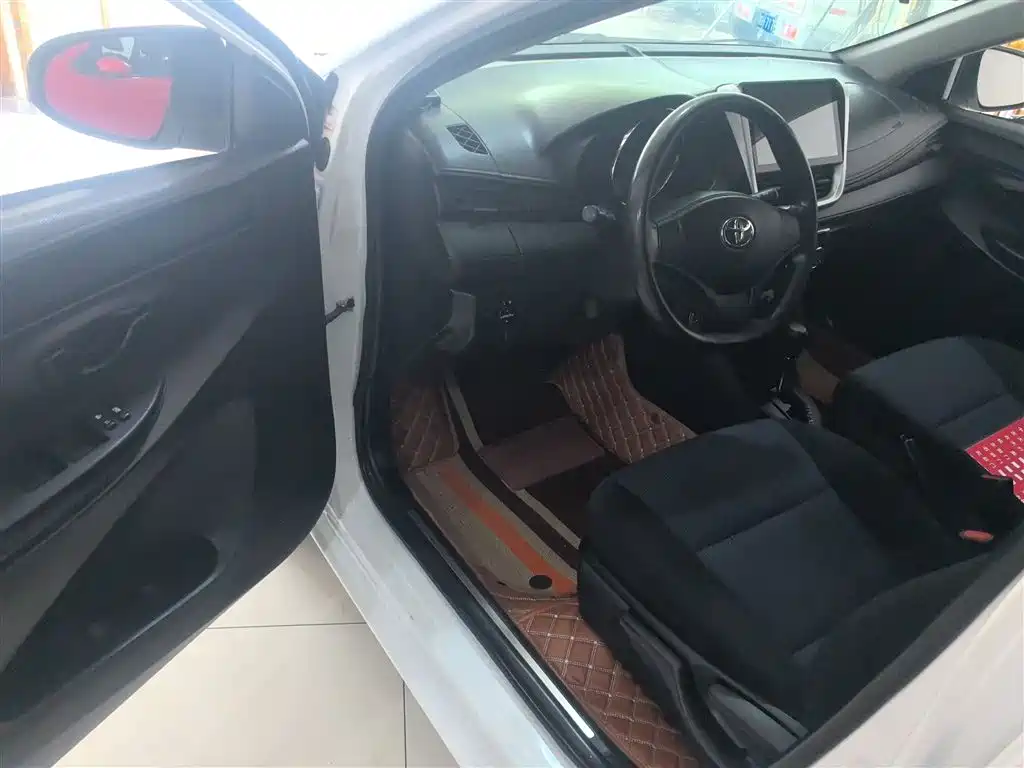 Toyota YARiS L Zhi Xiang 2019 1.5E CVT Charming China VI фото 16