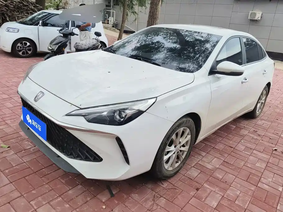 Roewe i5 2023 1.5L CVT Luxury Edition