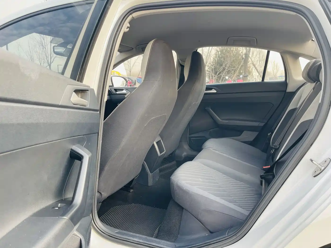 Volkswagen Lavida 2023 Xinrui 1.5L Auto Xinyi Edition фото 4