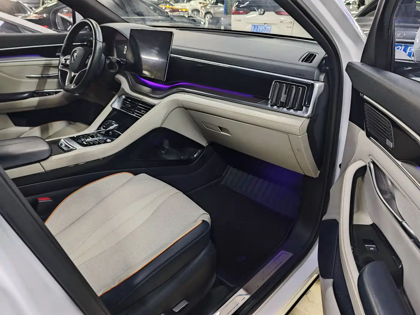 BYD Song PLUS PHEV 2021 DM-i 110KM Flagship фото 8
