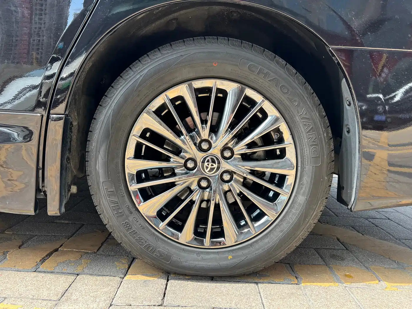 Toyota Vellfire 2019 Hybrid 2.5L HV Premium Edition фото 17