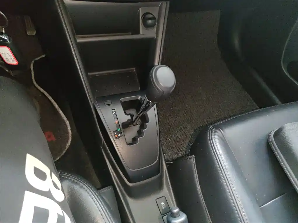 Toyota YARiS L Zhi Xuan 2019 1.5E CVT MeiDong Edition China VI фото 14