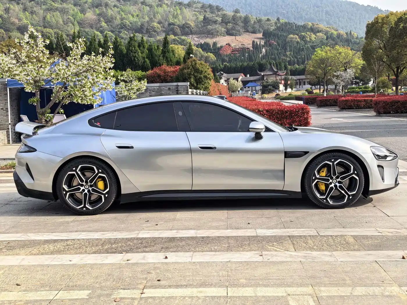 XIAOMI CAR XIAOMI SU7