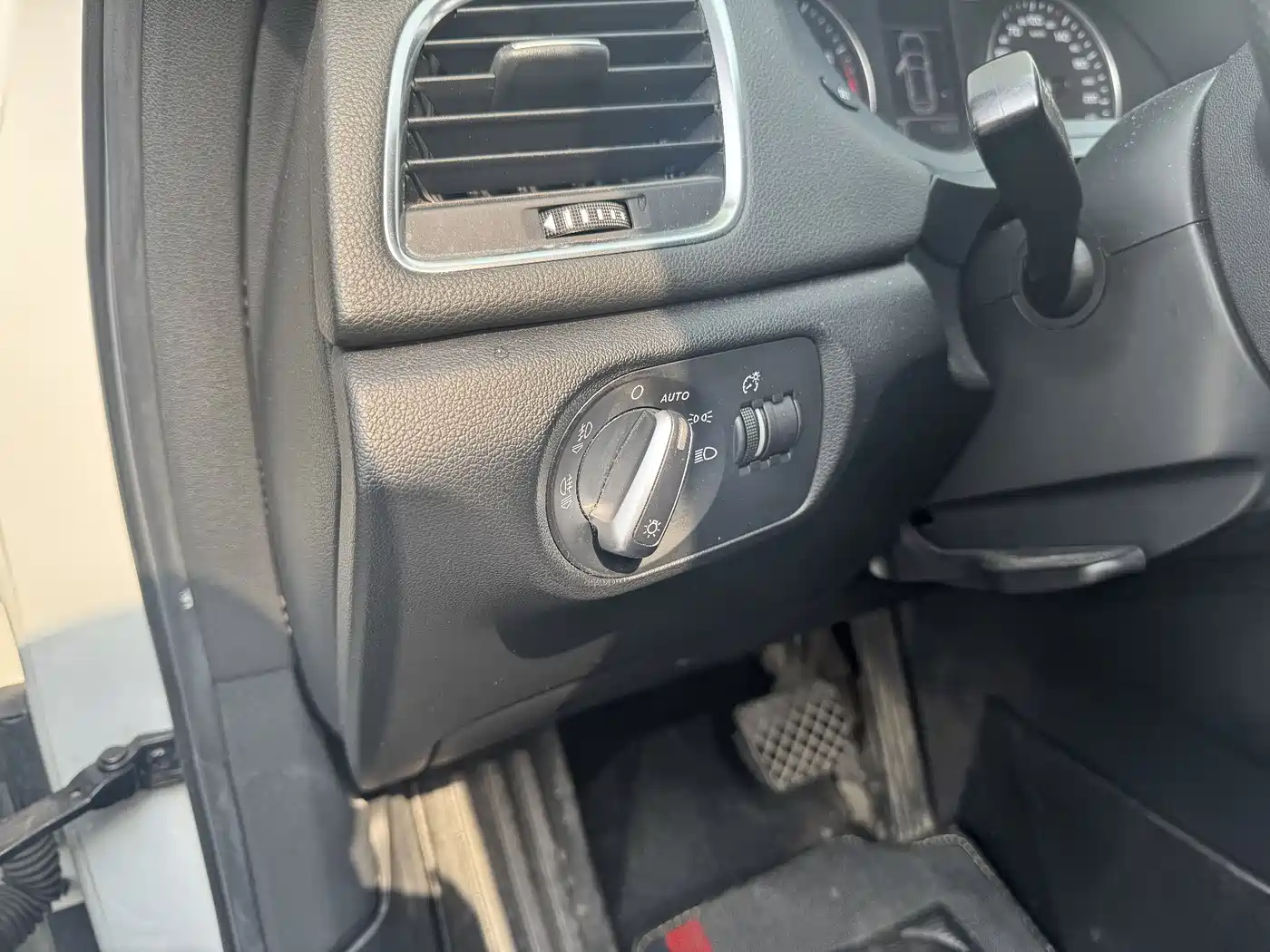 Audi Q3 2015 35 TFSI Comfort фото 9