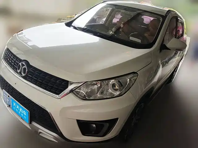  BAIC Senova X35 2016 1.5L Manual Luxury Edition