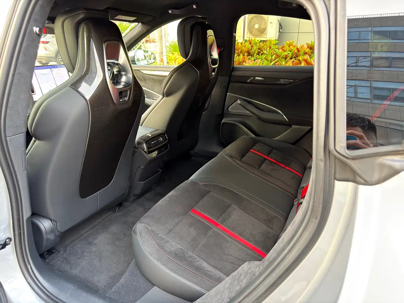 XIAOMI CAR XIAOMI SU7 ULTRA