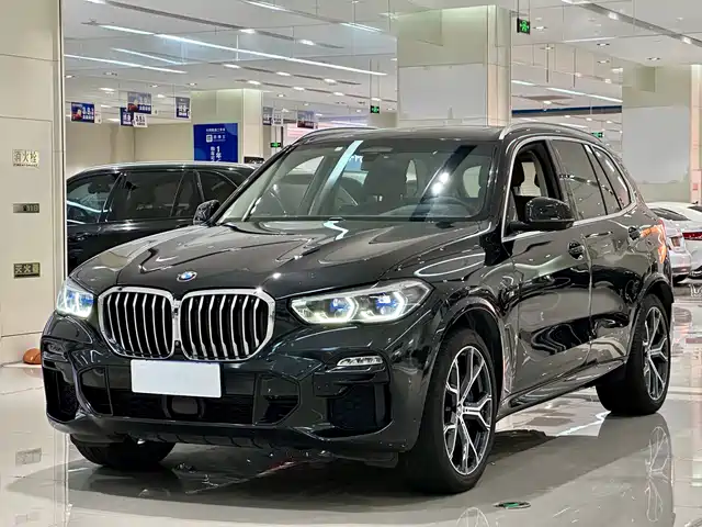 BMW X5 (Import) 2019 xDrive40i Exclusive M Sport Package — фото 1