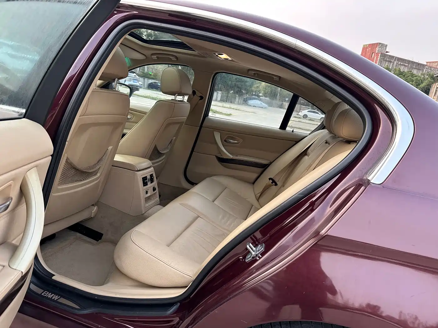 BMW 3 Series (Import) 2010 325i Luxury фото 10