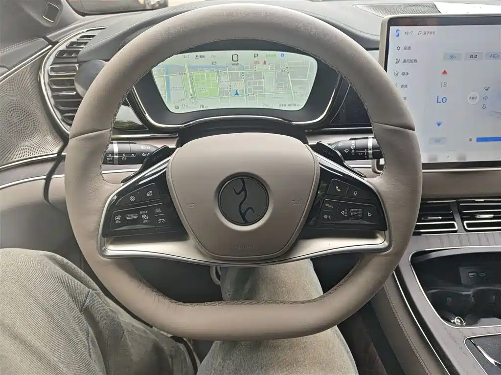 BYD Han 2025 EV Smart Driving Edition 701KM LiDAR Flagship фото 11