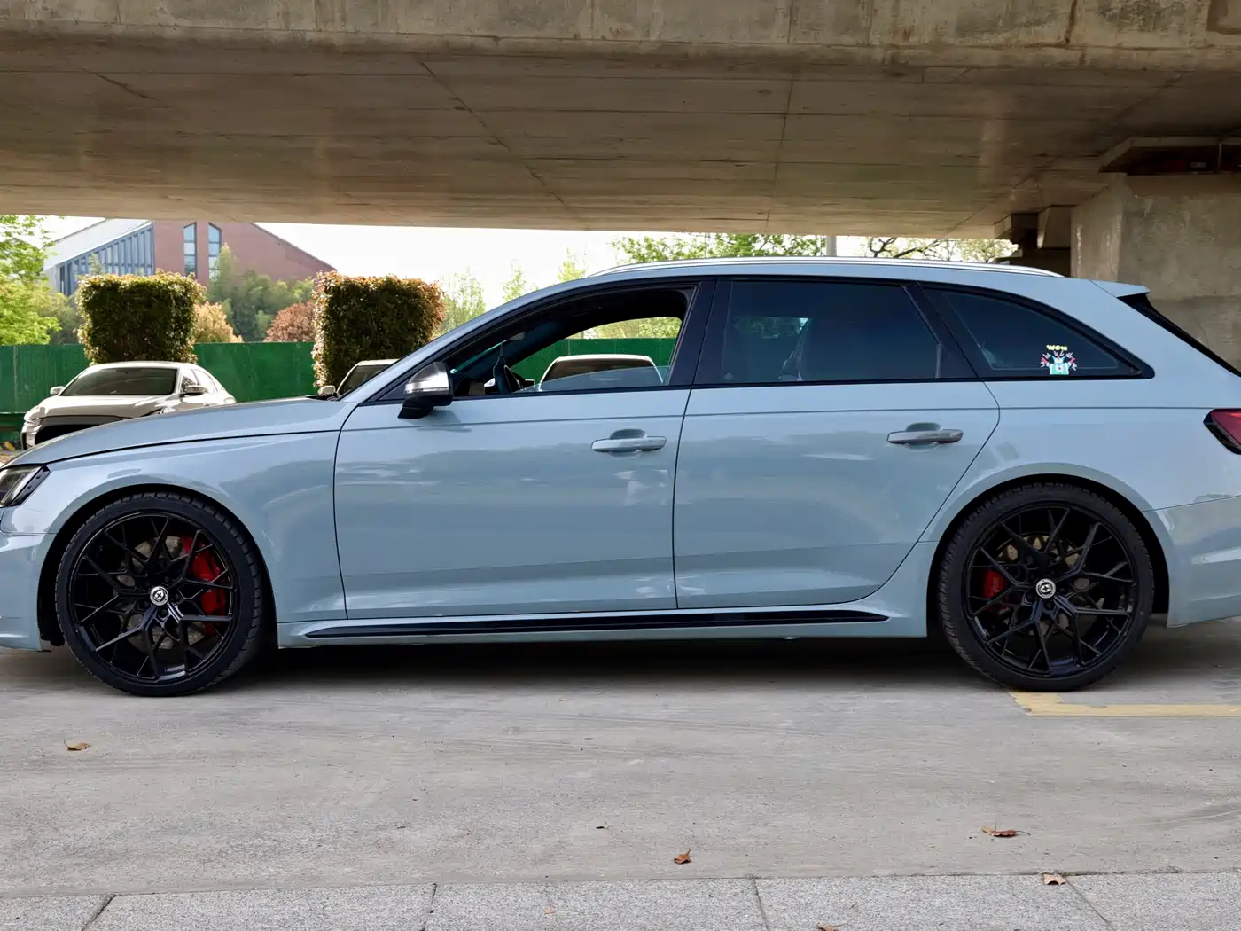 AUDI RS 4