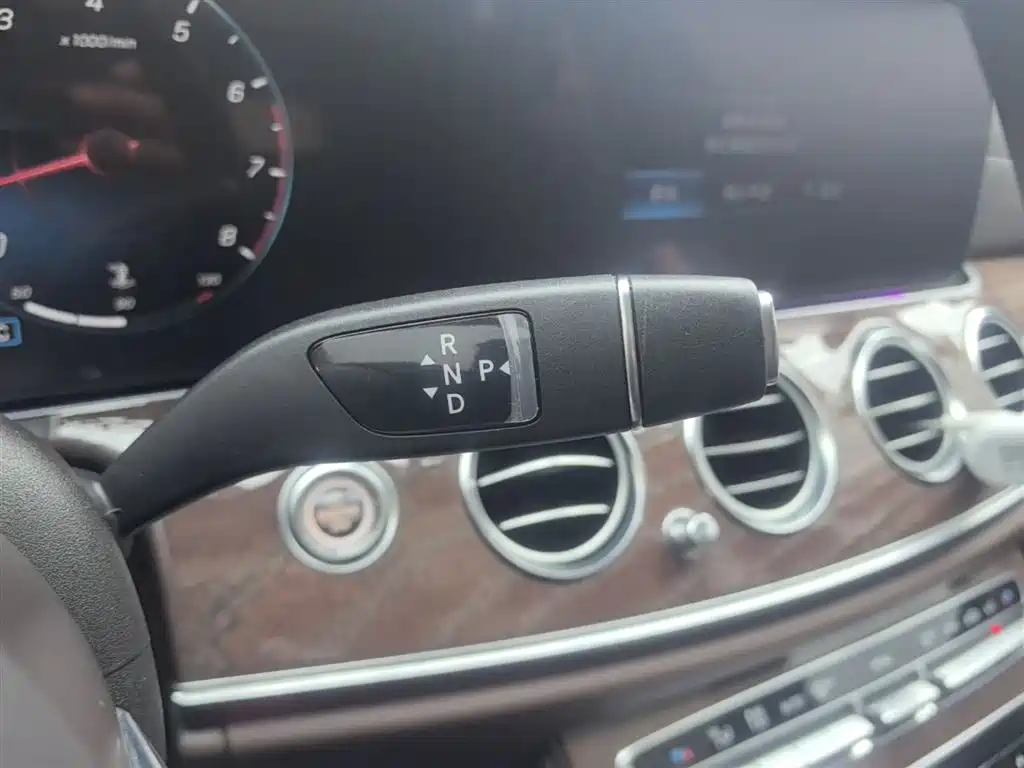 Mercedes-Benz E-Class 2022 Facelift E 300 L Luxury Style фото 14