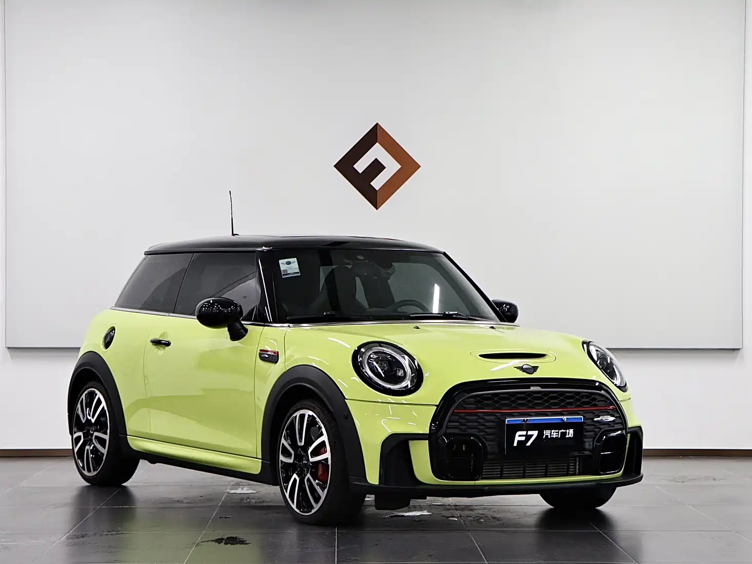 Фото 3 - MINI JCW