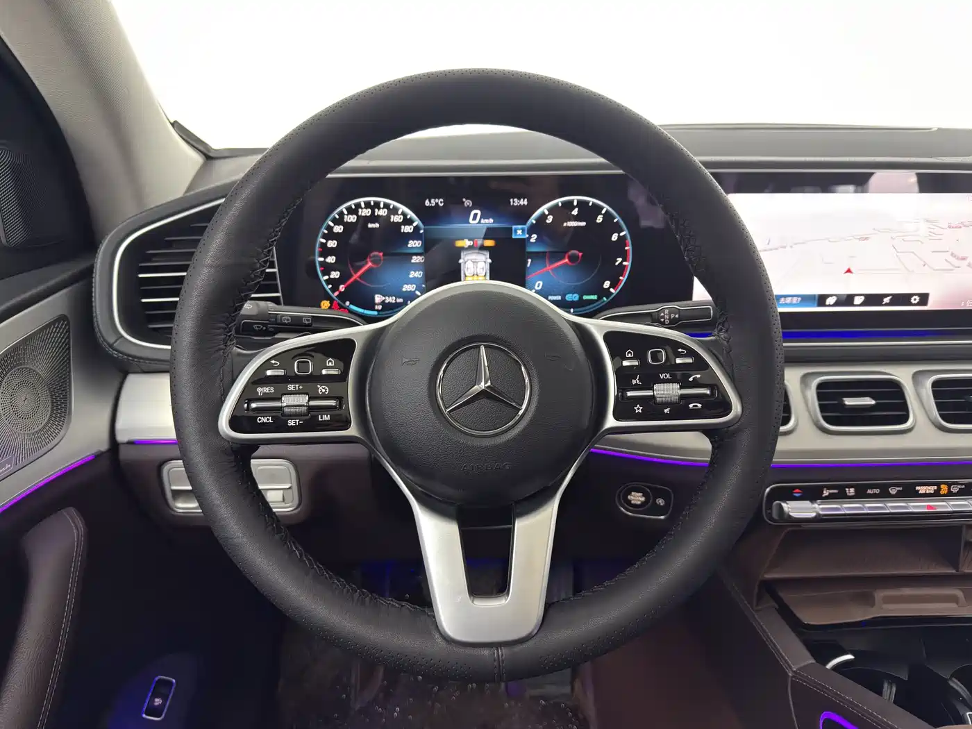 Mercedes-Benz GLE 2022 GLE 450 4MATIC Fashion фото 8
