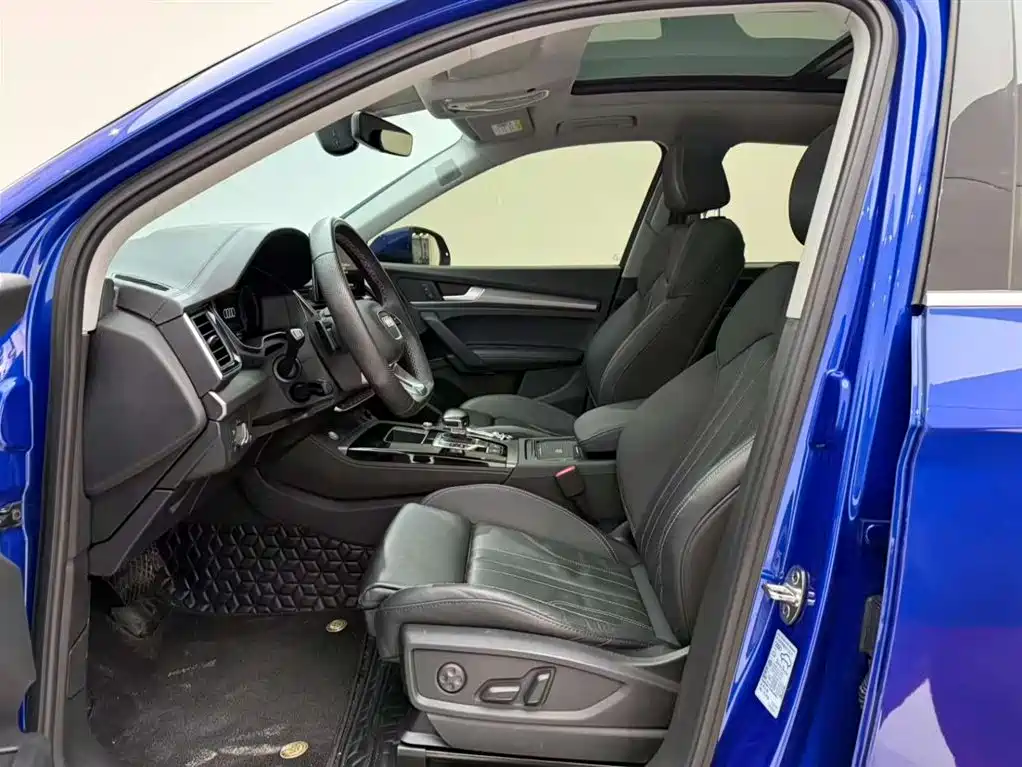 Audi Q5L 2022 45T Luxury Dynamic фото 15