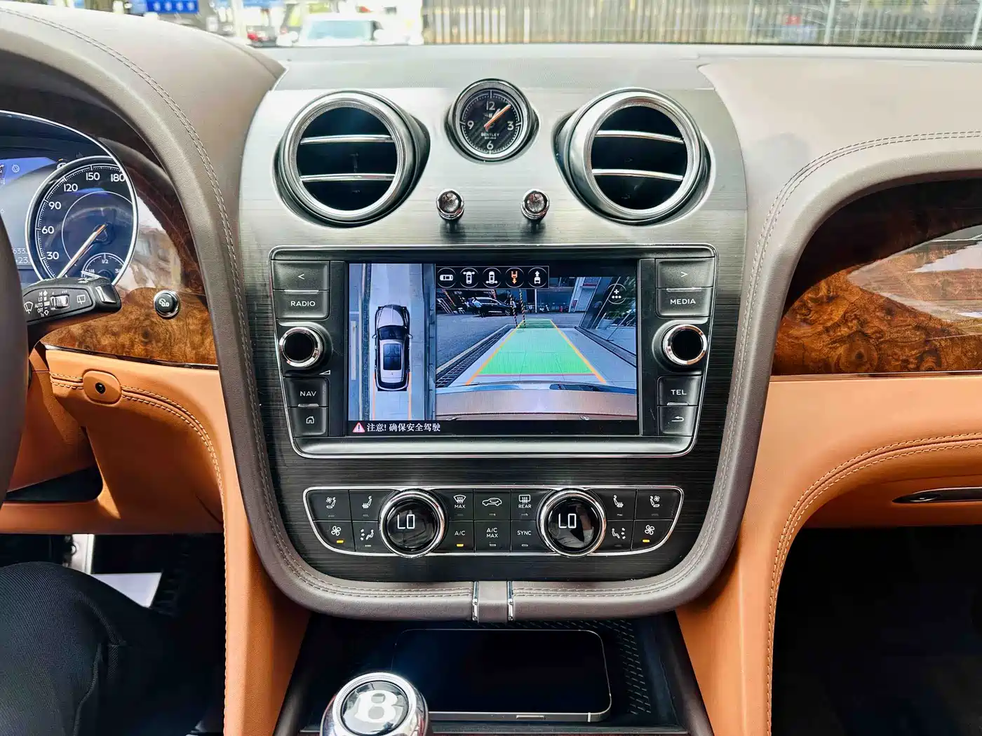 Bentley Bentayga 2018 2017 6.0T Standard Edition