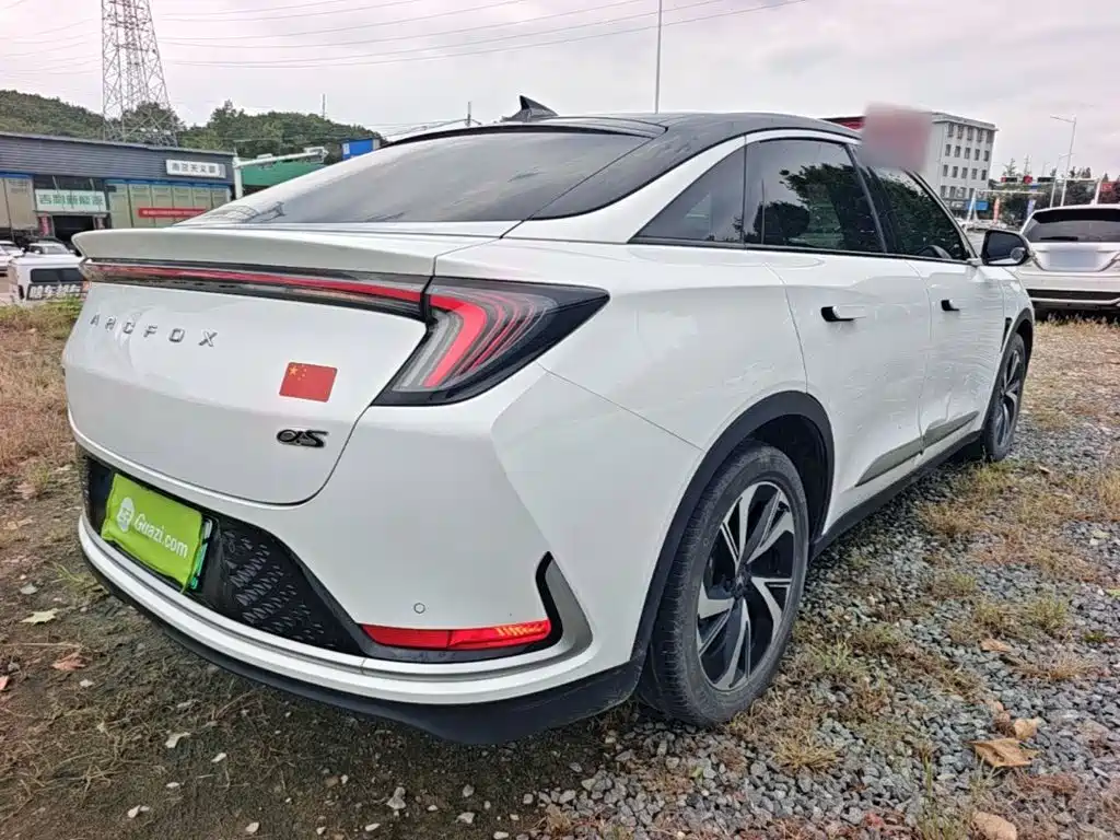 ARCFOX Alpha S 2023 2022 Model 525S 175kW