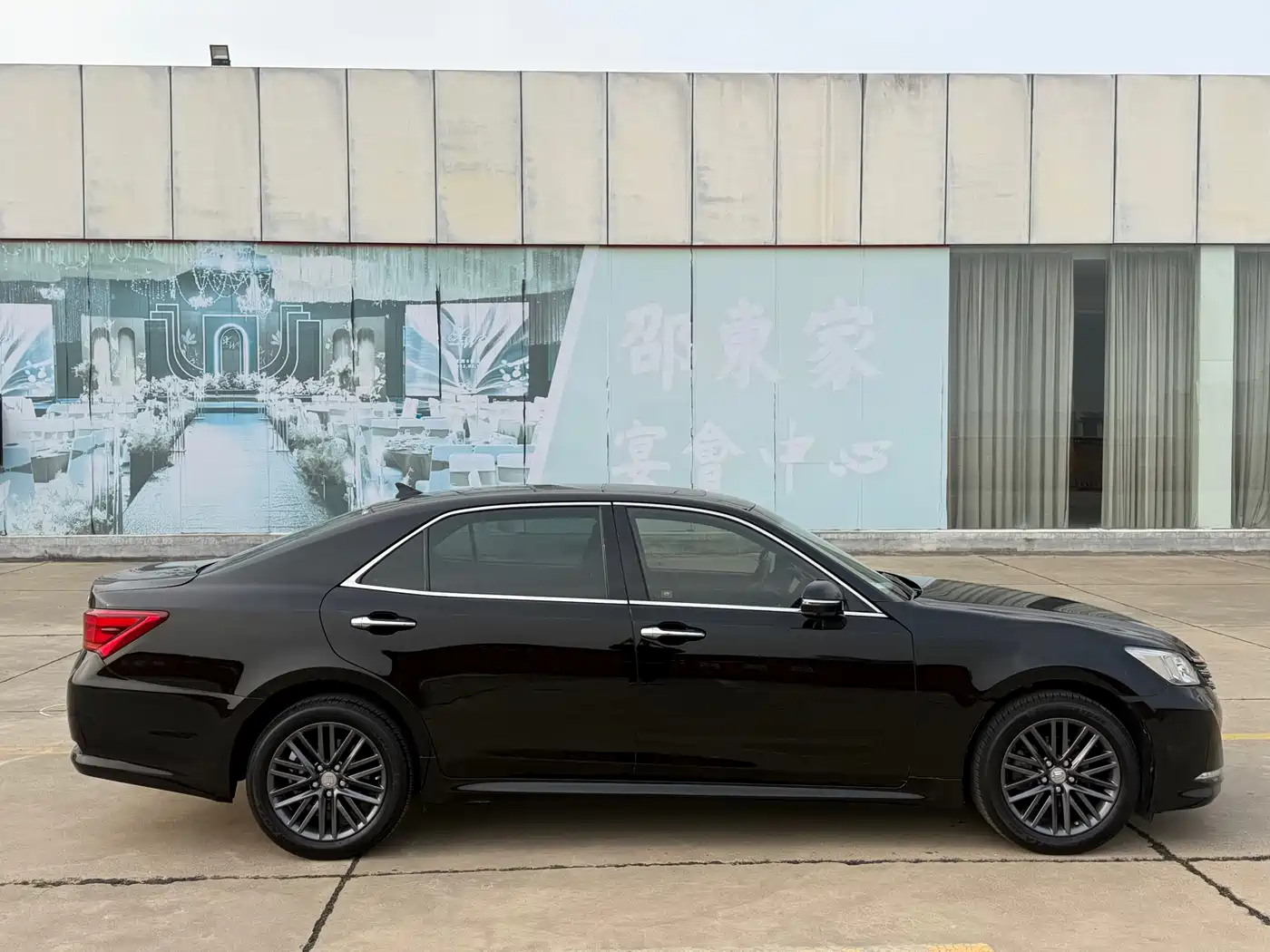 Toyota Crown 2017 2.0T Sport Edition фото 4