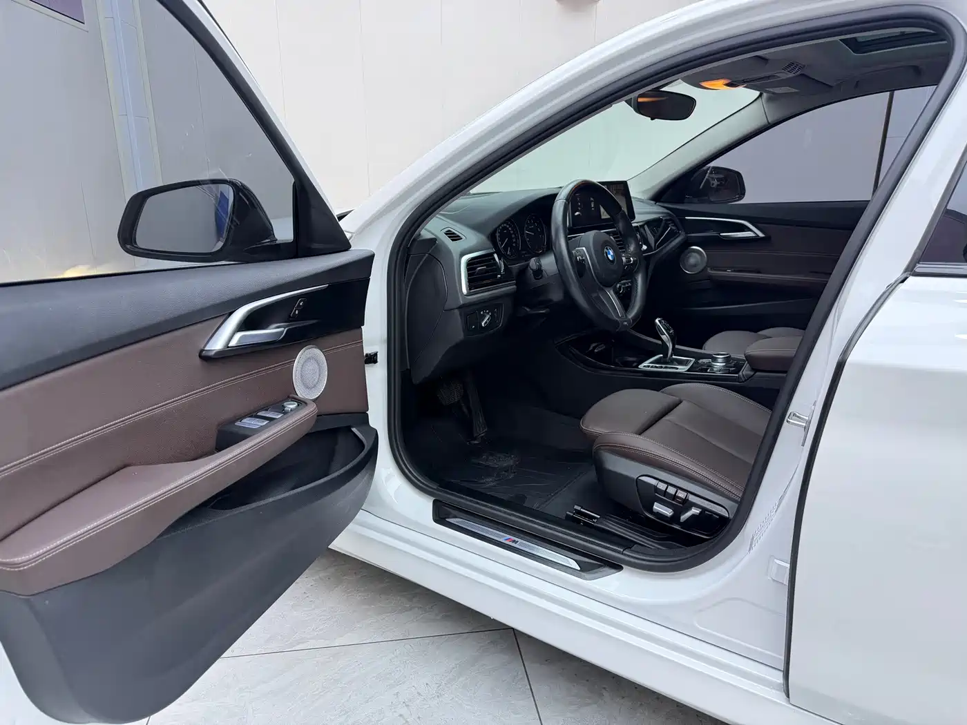 BMW 1 Series 2023 2023 120i M Sport Shadow Edition