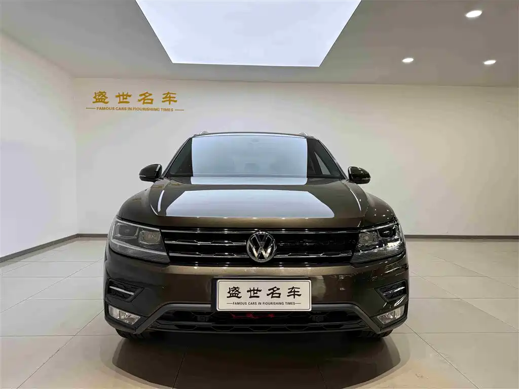 Volkswagen Tiguan L 2019 330TSI Auto 2WD Smart Luxury Edition China V фото 2