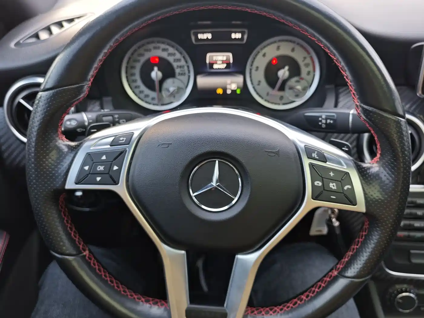 Mercedes-Benz A-Class (Import) 2015 A 200 Sport фото 6