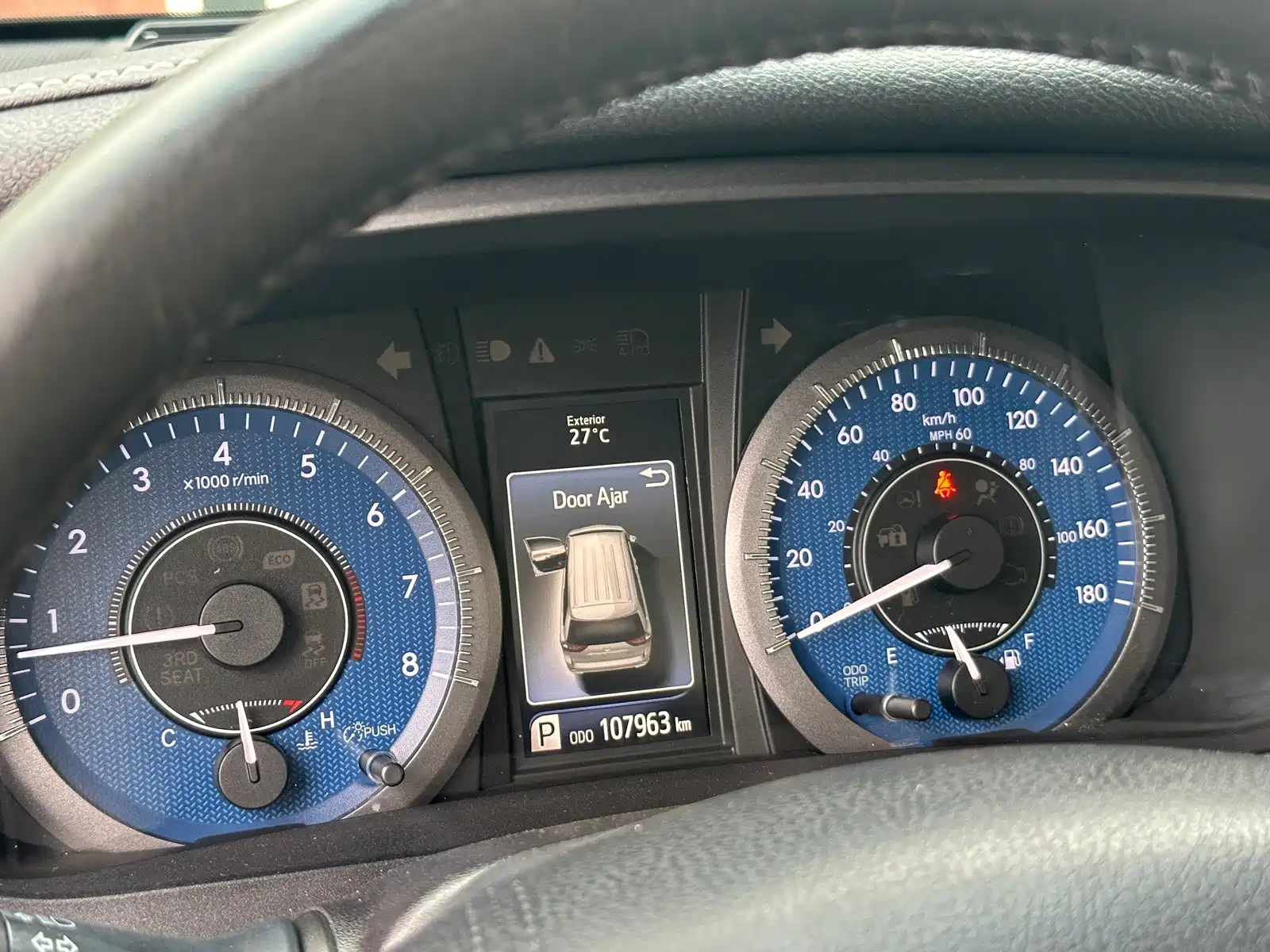 Photo 27 - Toyota Sienna