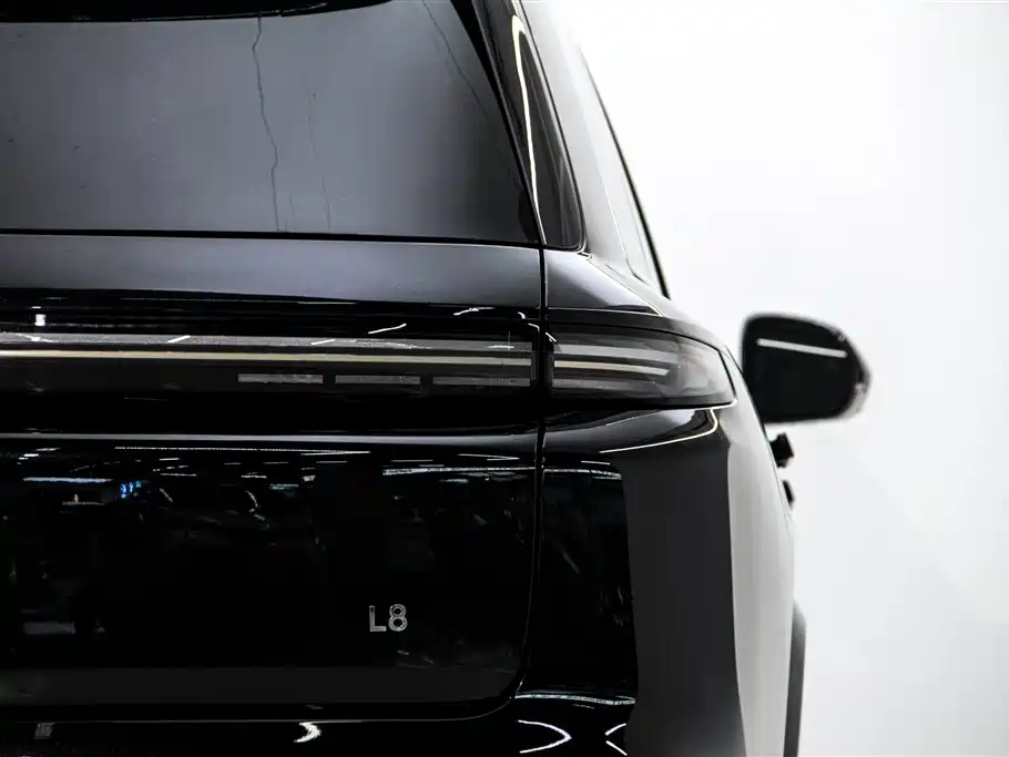Li Auto IDEAL L8