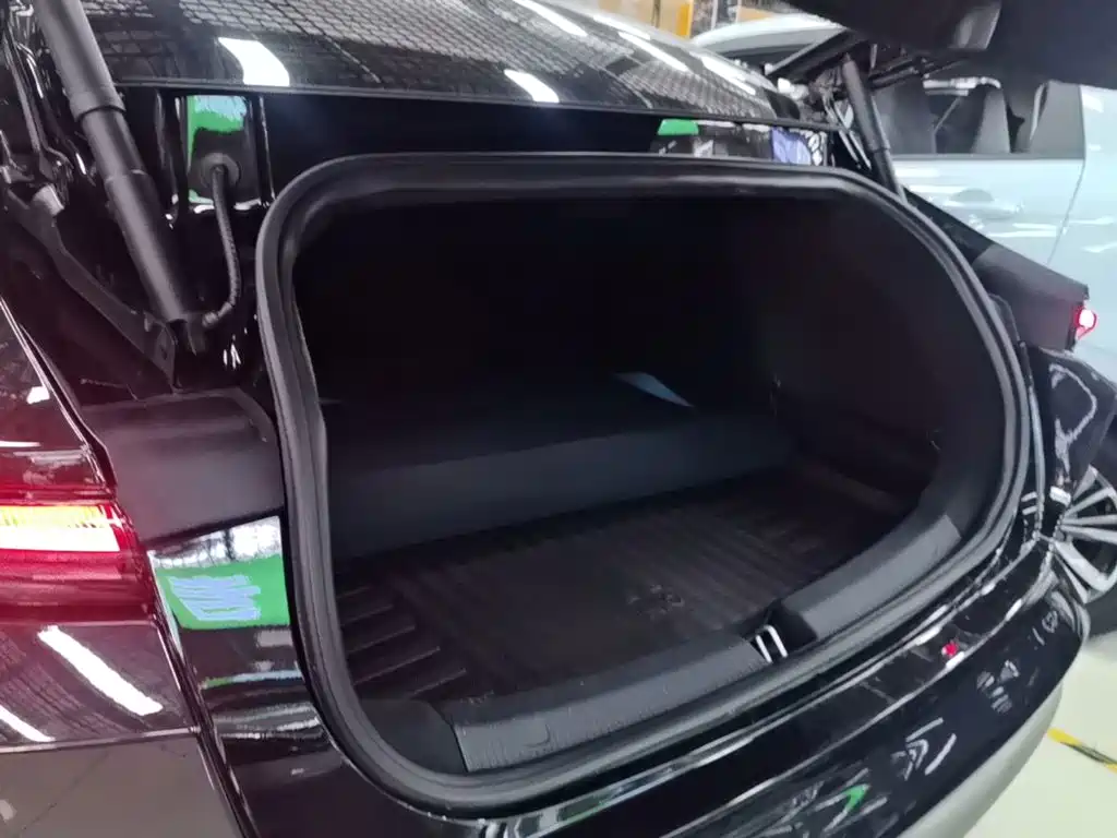 NIO ET5 2023 2022 100kWh