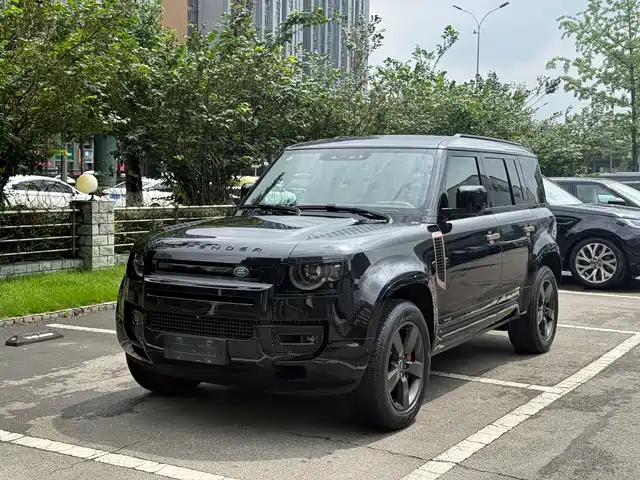 Land Rover Defender 2025 110 3.0T P400 X