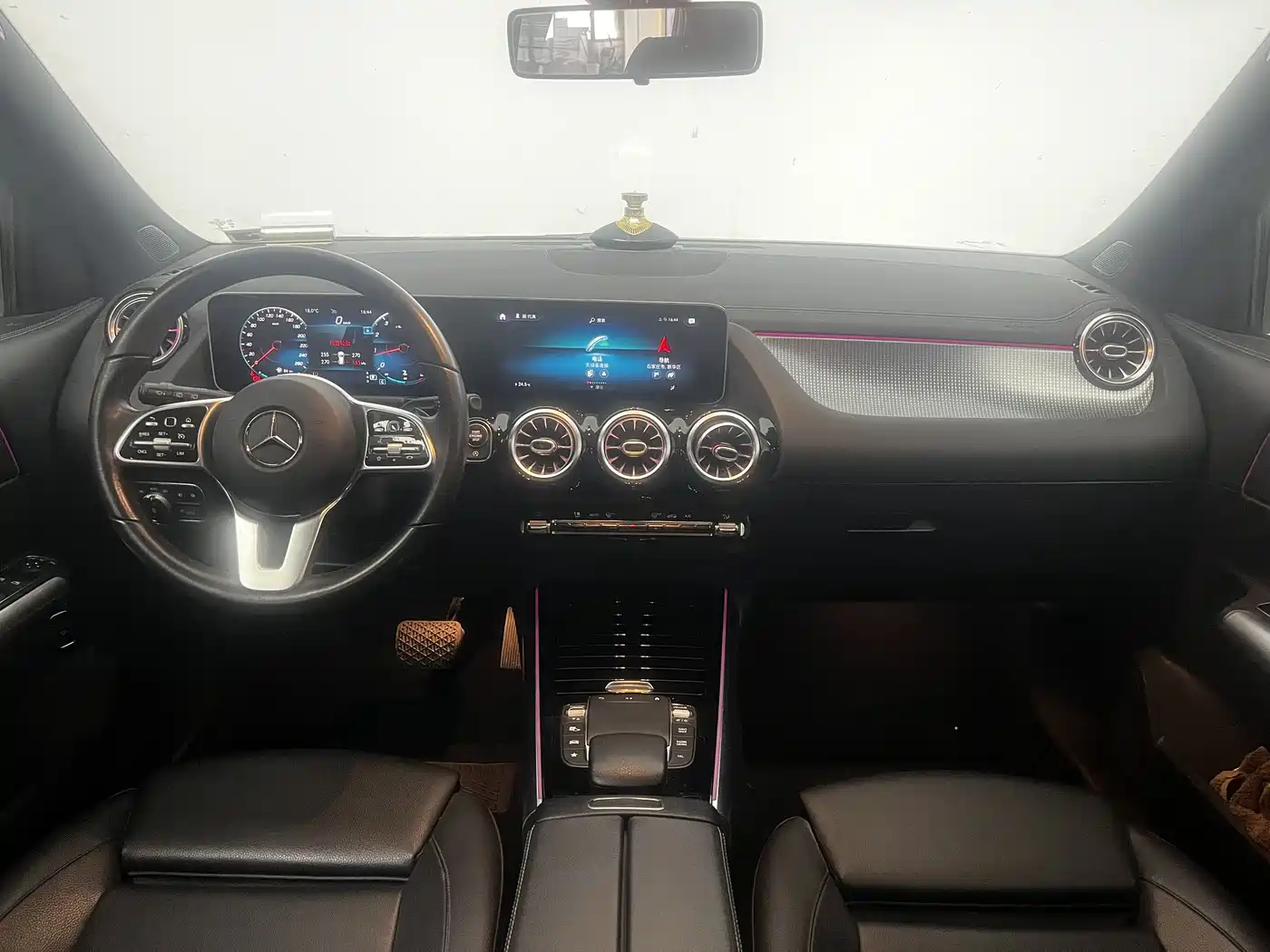 Mercedes-Benz GLA 2020 GLA 200 фото 11