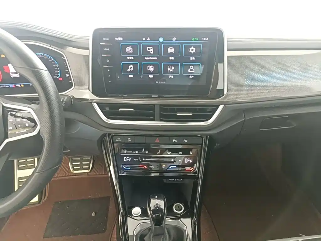 Photo 13 - Volkswagen T-ROC