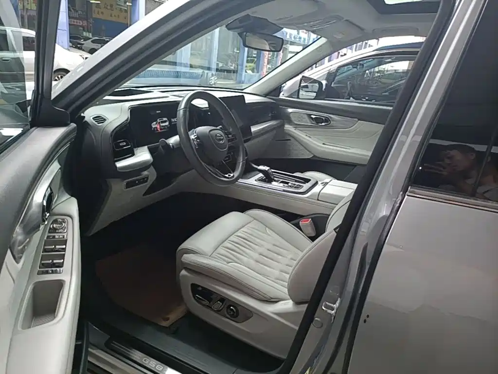 Photo 15 - GAC Trumpchi Trumpchi GS8