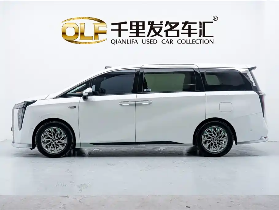 GAC Trumpchi Trumpchi Xiangwang M8 2025 2025 Model QianKun Series Ultra First Class