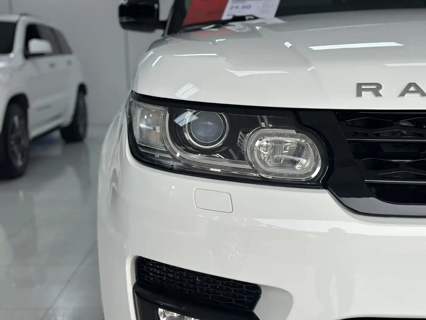 Land Rover Range Rover Sport 2015 3.0 SDV6 HSE фото 21