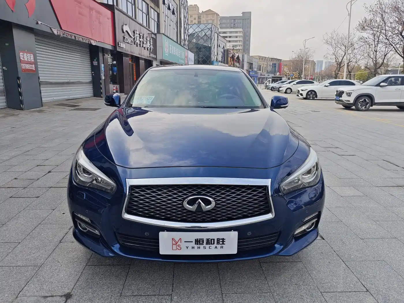 Фото 2 - Infiniti Q50L