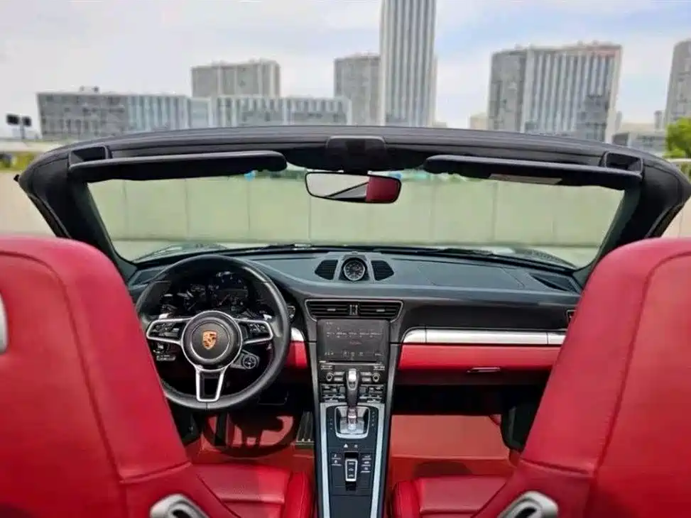 Porsche 911 2016 Carrera 4 Cabriolet 3.0T фото 3