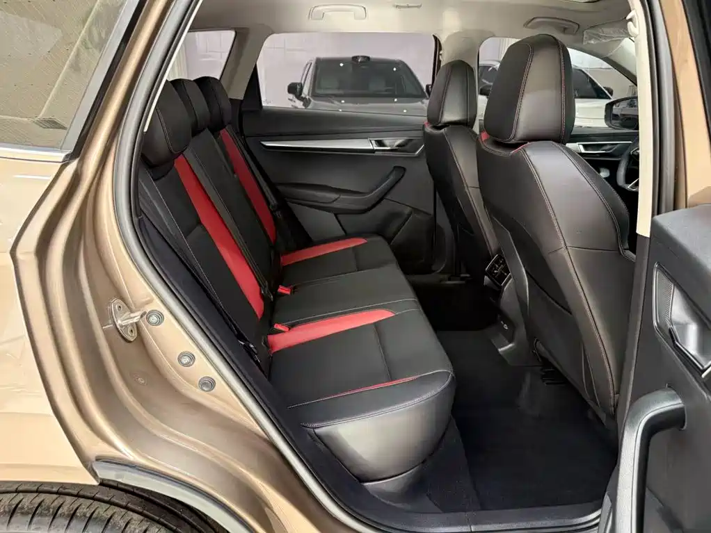 Photo 22 - Škoda Karoq