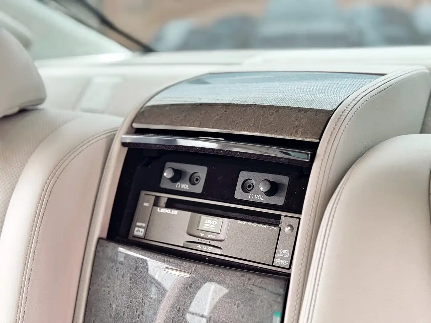 Lexus LS 2006 460L Premium Edition фото 21