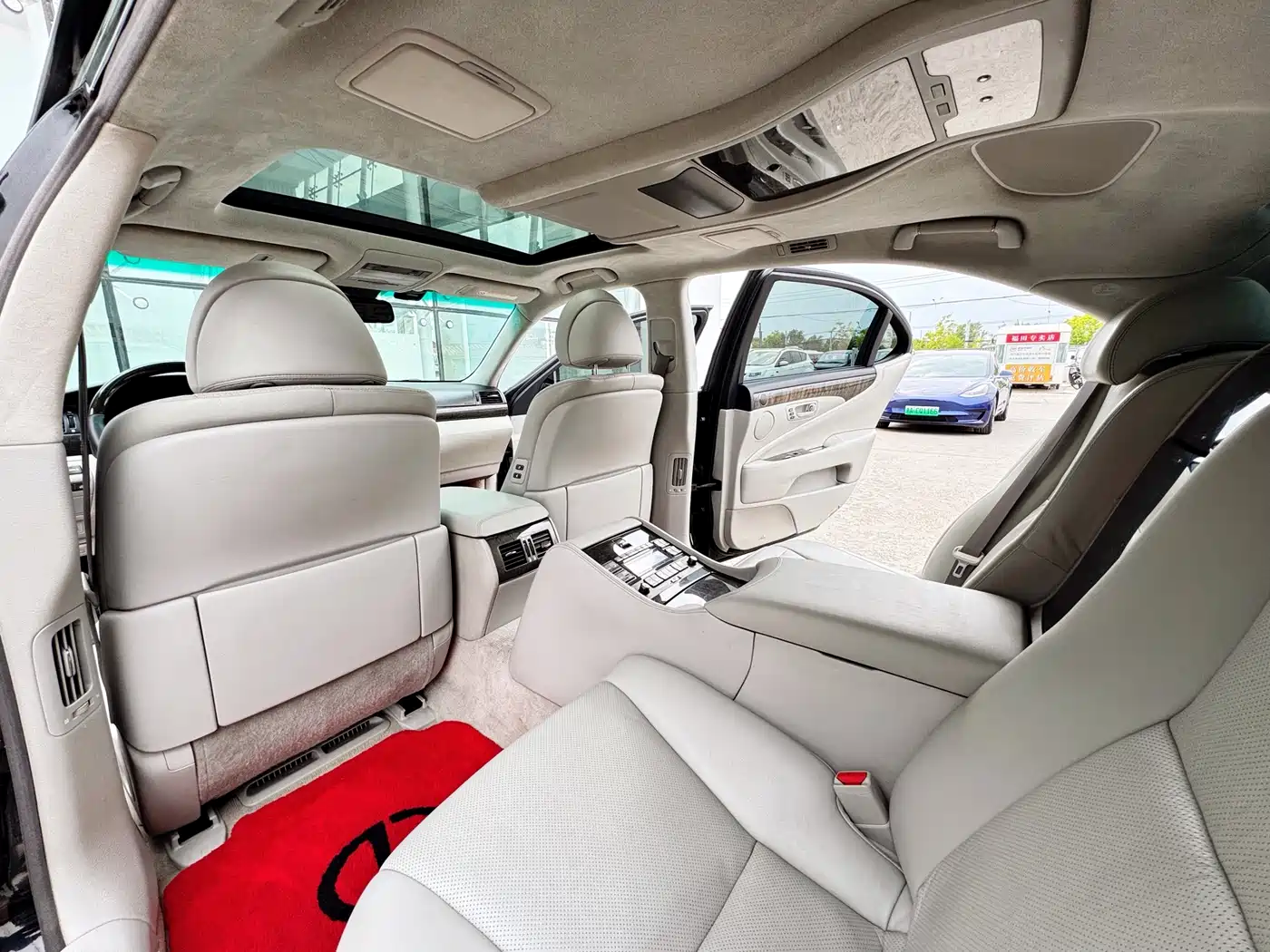 Lexus LS 2006 460L Premium Edition фото 11