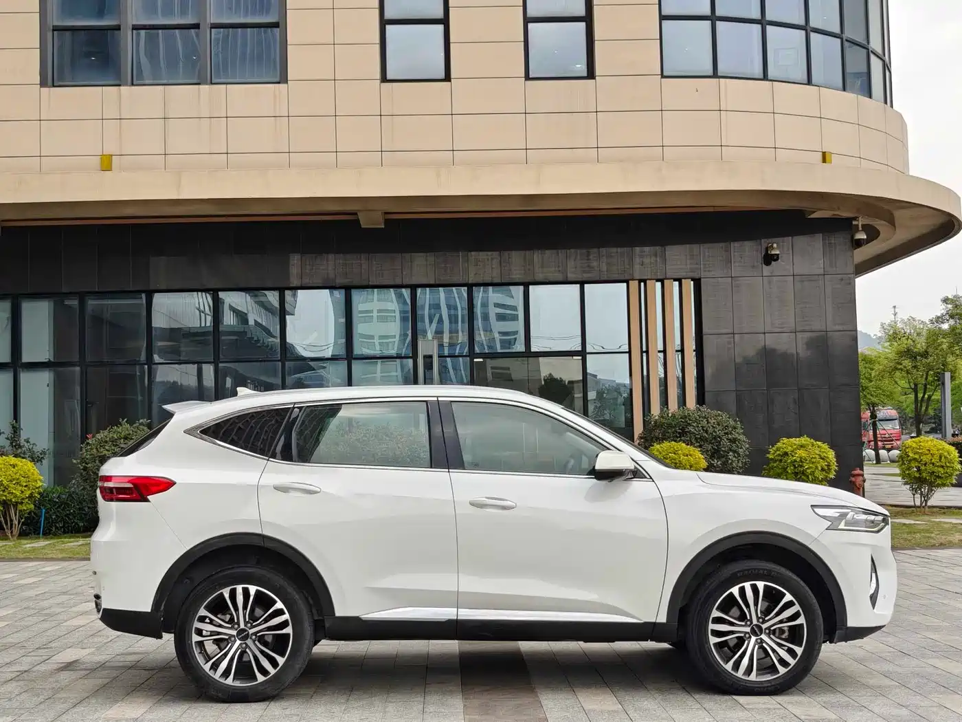 Haval F7 2019 2.0T 2WD i-Fashion China VI фото 4
