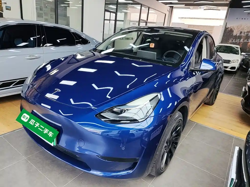 Tesla Model Y 2022