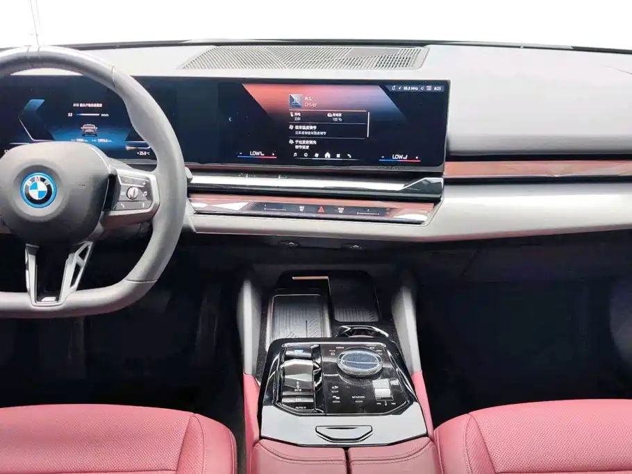 BMW i5 2025 2025 eDrive 35L M Sport Package