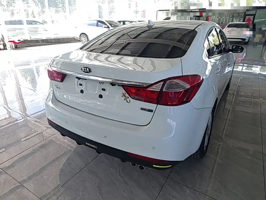 Фото 7 - Kia K3